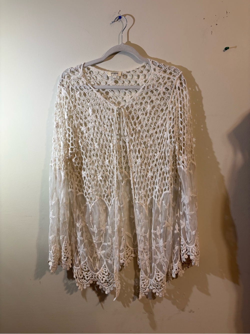 Umgee lace crochet cardigan Women’s Large long sleeves tie front cover up